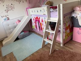 Etagenbett mit Rutsche – Prinzessin-Traum für kleine Mädels!