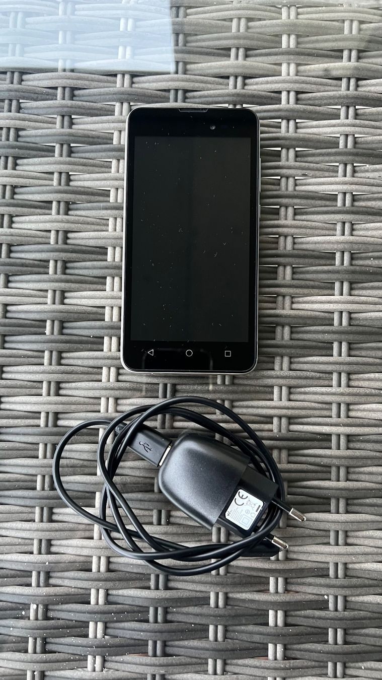 Wiko Telefoni cellulari / Smartphones: WIKO Sunny2 plus Smartphone – Usato da Urdorf venduto da Rdk59 2