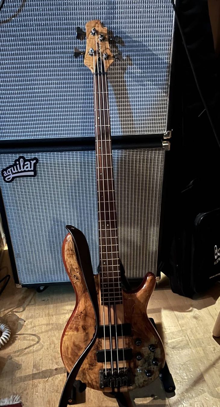 Cort Strumenti musicali: Cort A4 Custom SP E-Bass – Usato da Einsiedeln venduto da manuelkaelin