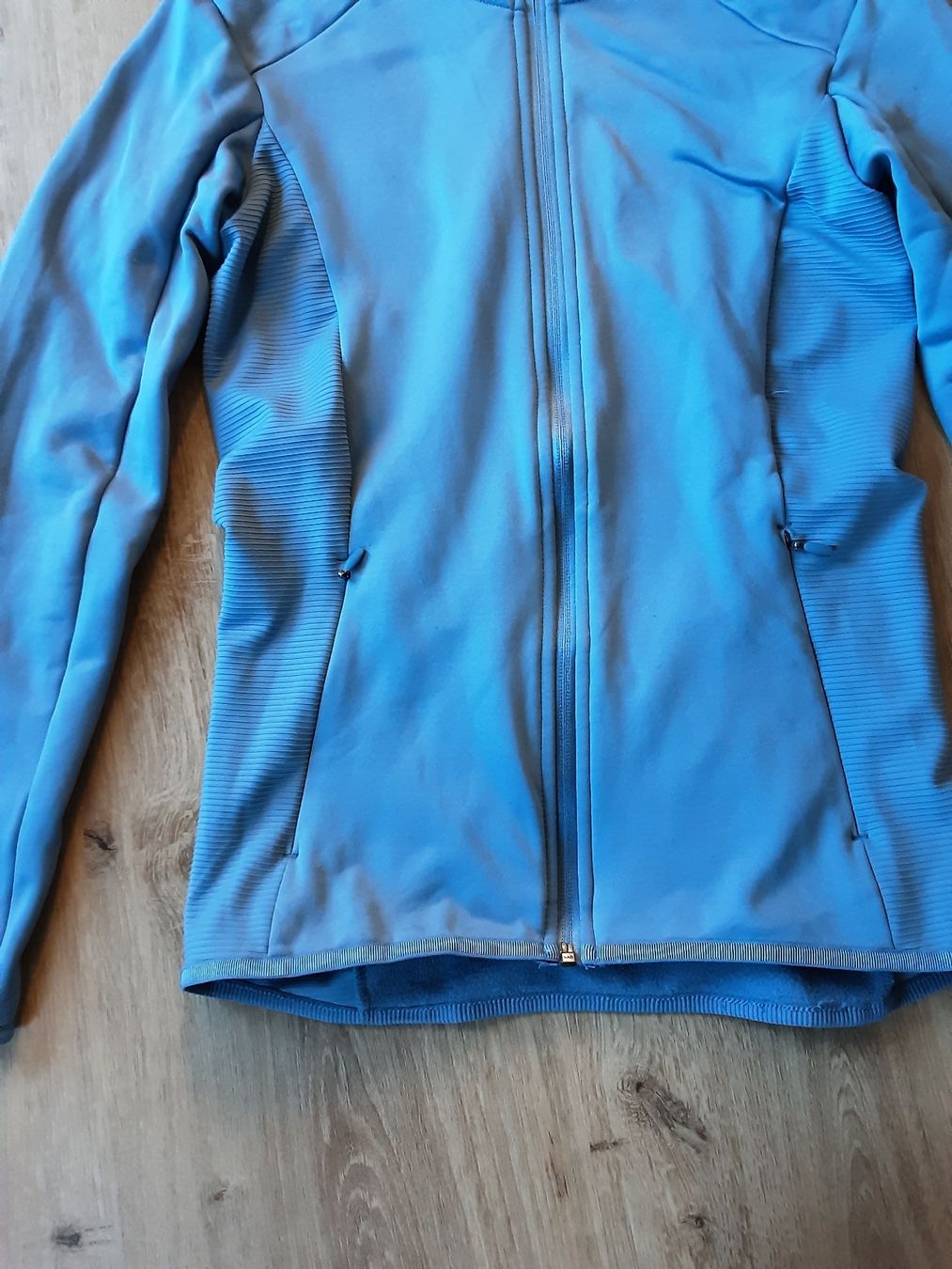 H&M Giacche: H&M Sport Jacke, hellblau, Gr. XS – Usato da Altdorf UR venduto da Brandli 2