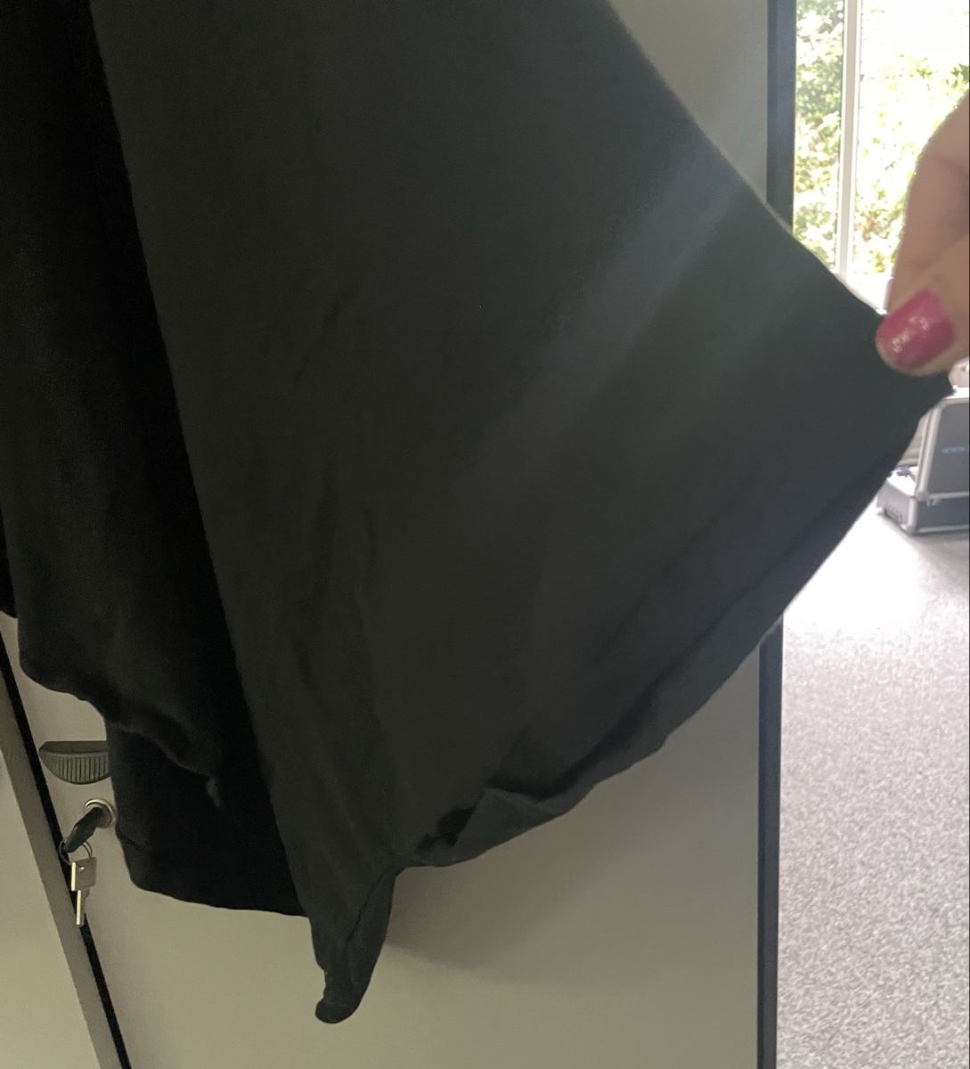 T-shirt: Schwarz Oberteil mit Gr. M/L neuwertig – Nuovo (secondo la descrizione) da Au ZH venduto da Jaggy4 3