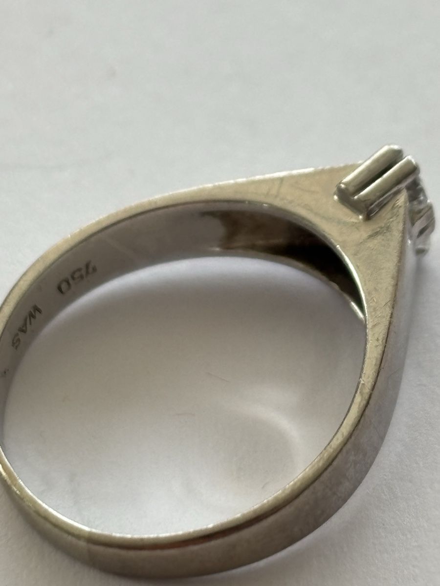 Anelli: Ring mit 2 Diamanten, 750er Weissgold, – Usato da Langnau am Albis venduto da flusspflege 4
