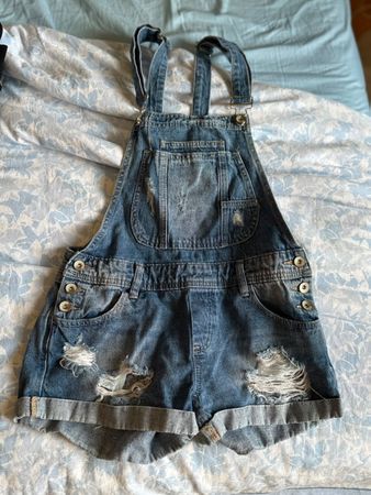 Salopette in jeans strappata taglia S