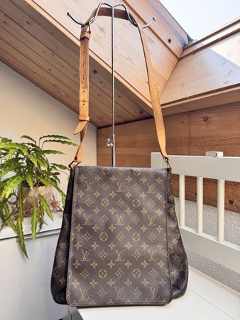 Louis Vuitton Schultertasche