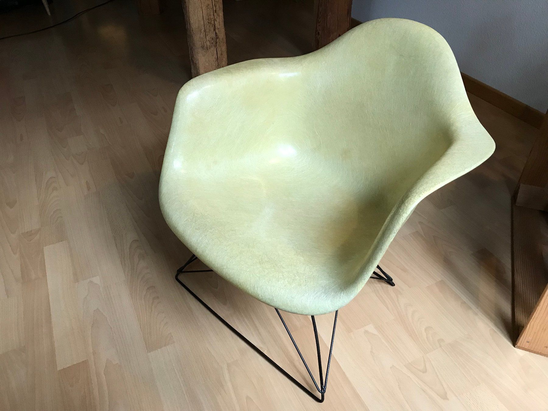 Eames Sedie: Armchair C&R Eames LAR – Usato da La Neuveville venduto da e_perriard 1