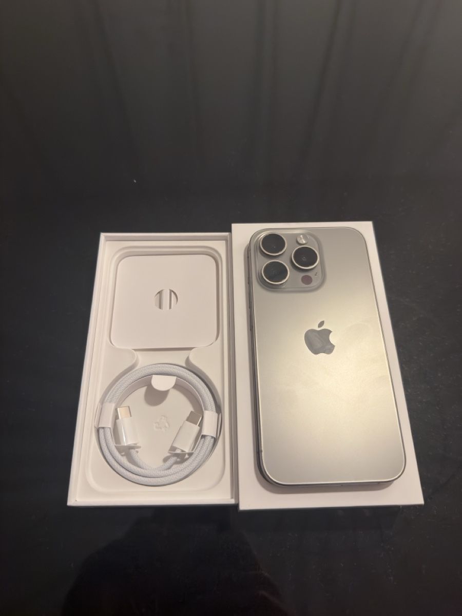 Apple Telefoni cellulari / Smartphones: Iphone 15 pro 256 Gb – Usato da Cham venduto da deltoro84 4