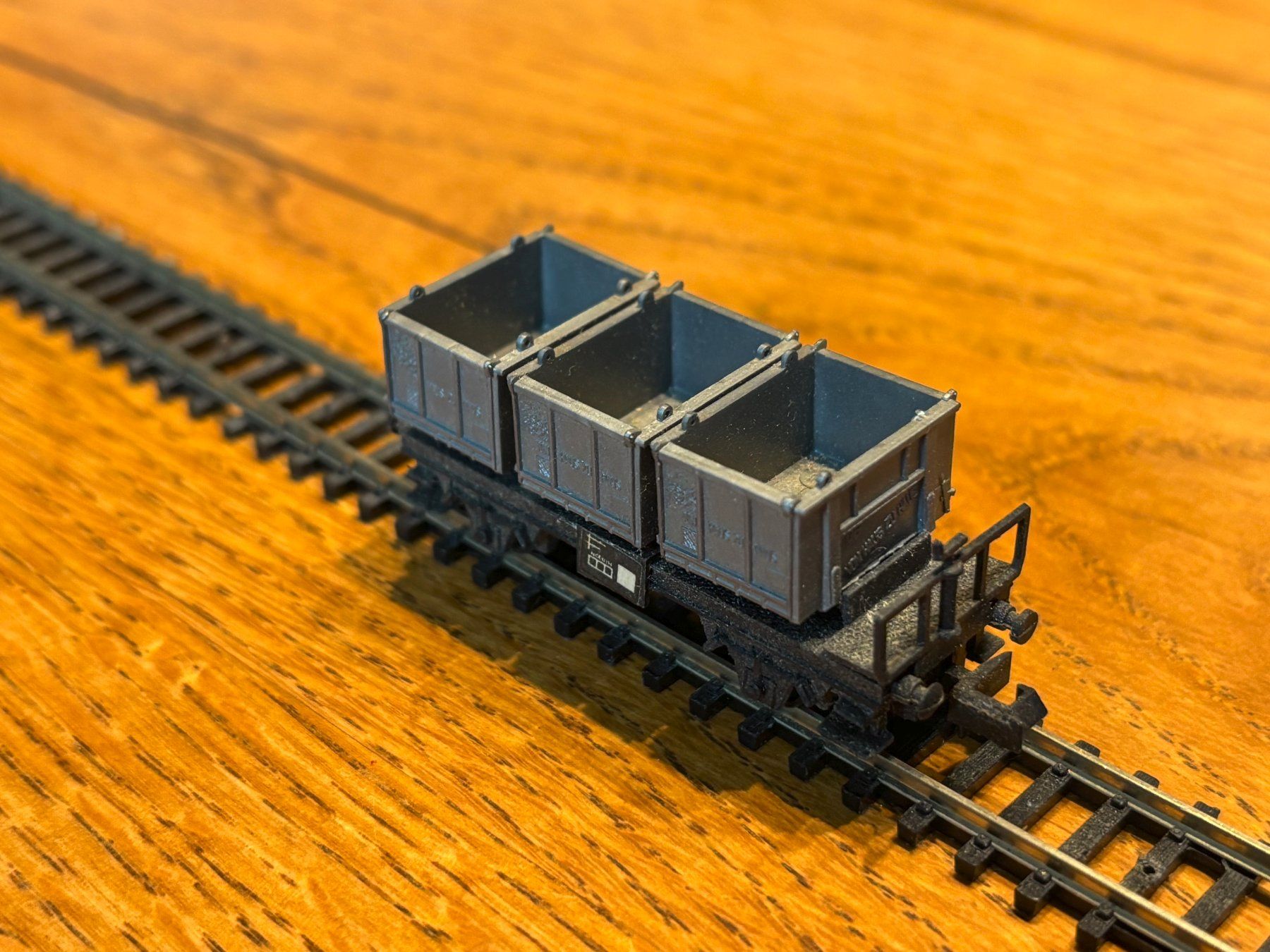 Modellini di ferrovie: e1686: Güterwagen (Spur N) – Usato da Birsfelden venduto da Birs_25