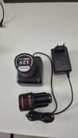 2x Bosch 12V Akku mit Ladegerät