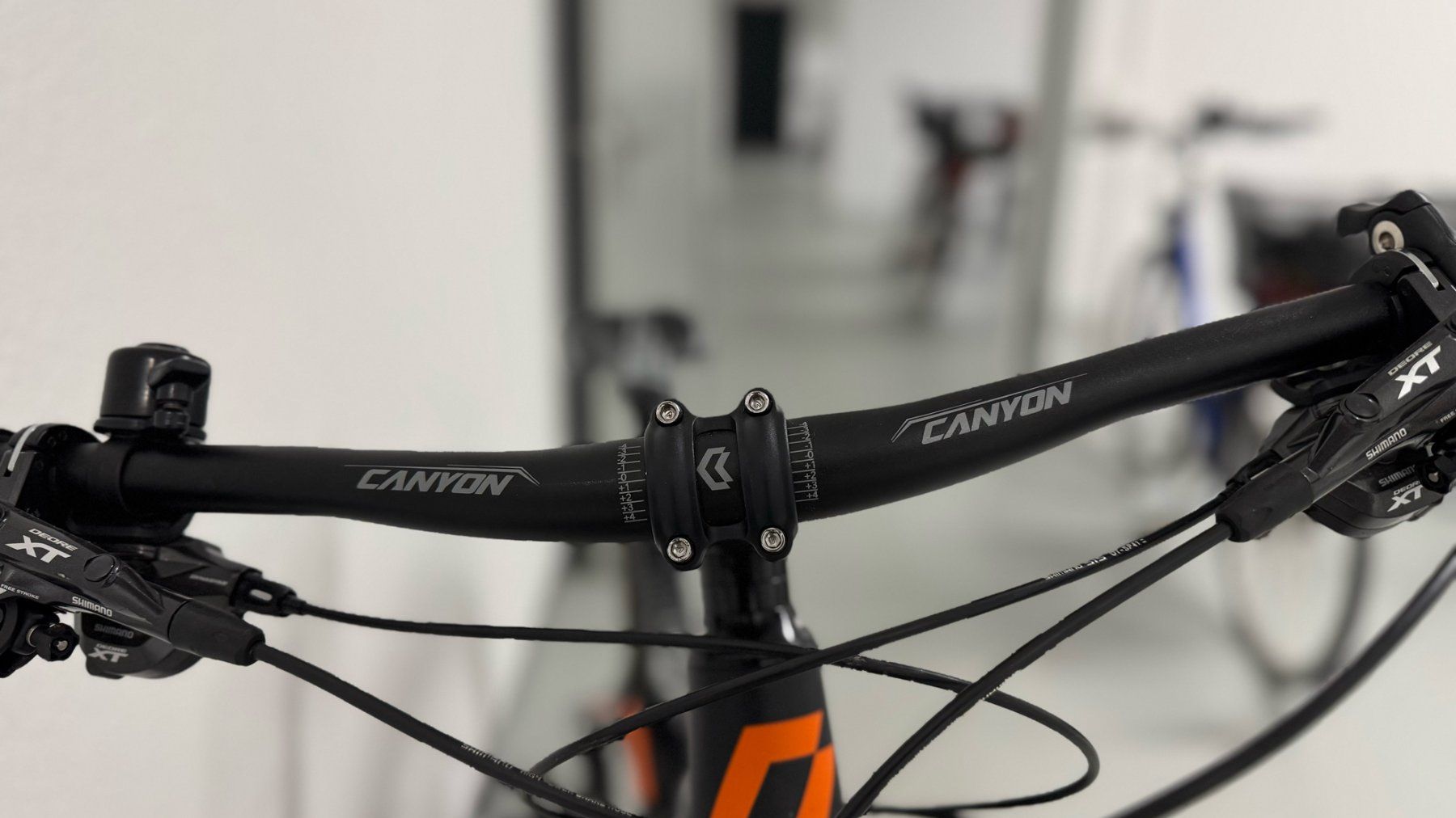 Canyon Biciclette: 2x Canyon CH, rock full suspension mountain bikes – Usato da Bern venduto da rhyn 1