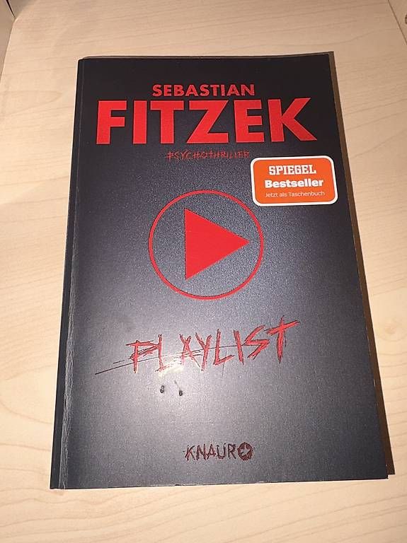 Libri: Die Playlist von Fitzek – Usato da Münchenstein venduto da van_2jtc