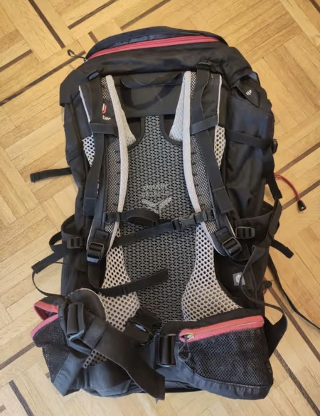Deuter Zaini: Sac à dos randonnée Deuter 28L – Usato da Seiry venduto da Loli28 1