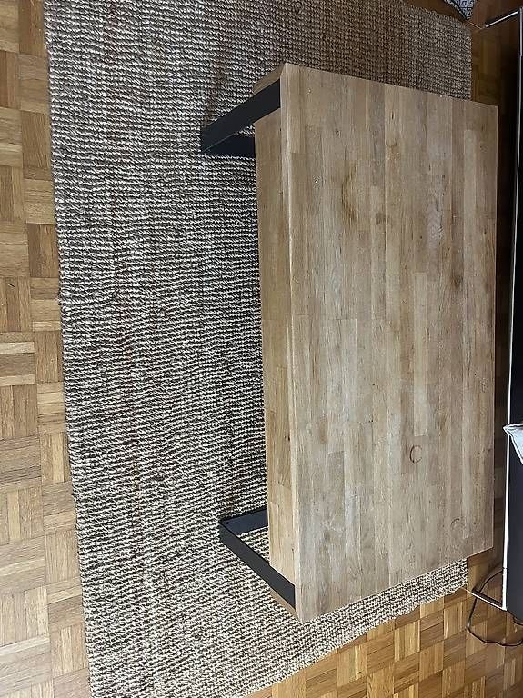 Tische: Couchtisch aus Holz – Gebraucht aus Zürich von inf_88vf