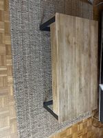 Couchtisch aus Holz