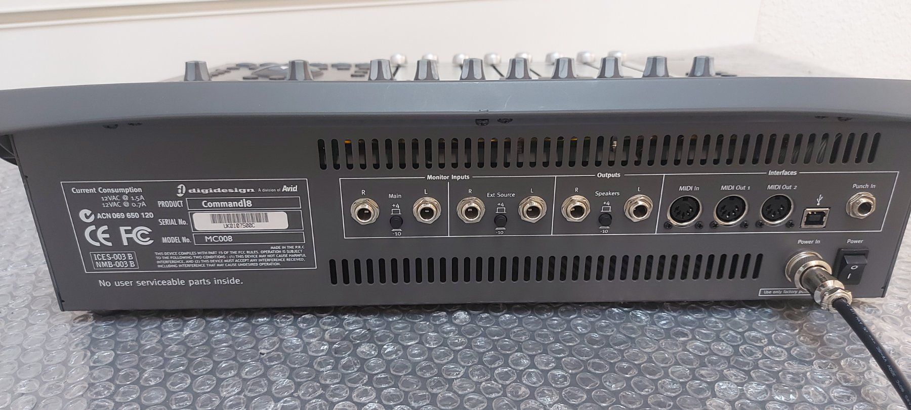Digidesign Console di mixaggio: Digidesign Command 8 Audio Mixing inkl.netzteil, – Usato da Glattbrugg venduto da Swissmusik 5