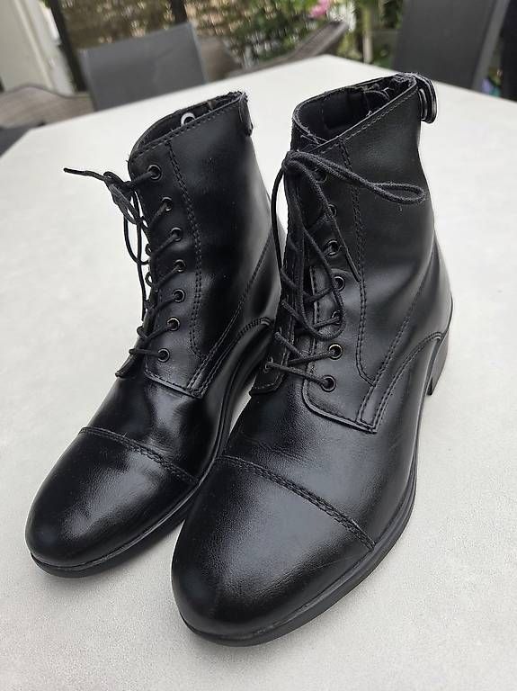 Damenschuhe: STEEDS Reitstiefletten Grösse 37 – Gebraucht aus Dübendorf von Danii4