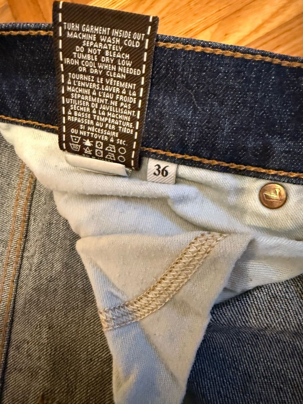 Mankind Jeans: Seven For All Mankind Jeans, Standard, 36 – Usato da bioggio venduto da lenny023 2