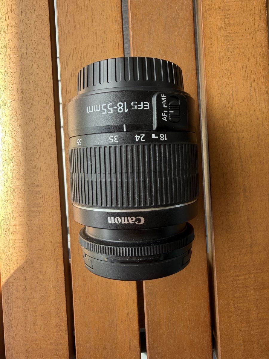 Canon Fotocamera: Canon EOS 4000D Spiegelreflexkamera mit 18-55mm Objektiv – Nuovo (secondo la descrizione) da Gossau SG venduto da Makijali 1