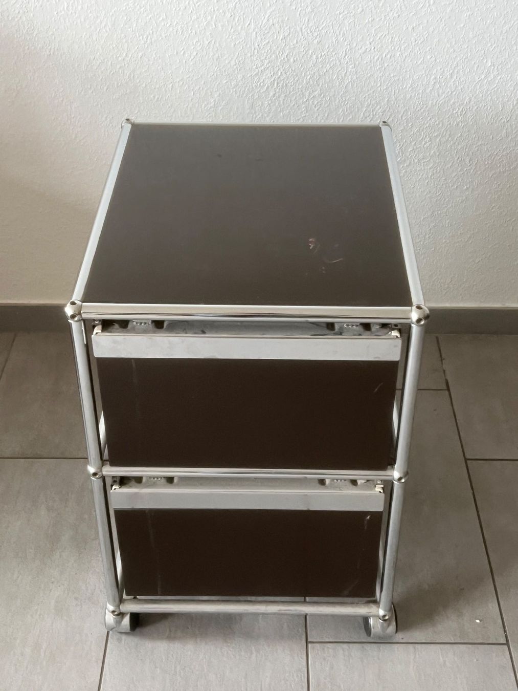 USM Banconi: Rollcontainer USM Schubladenmöbel – Usato da Hinterkappelen venduto da rum_y52q 3