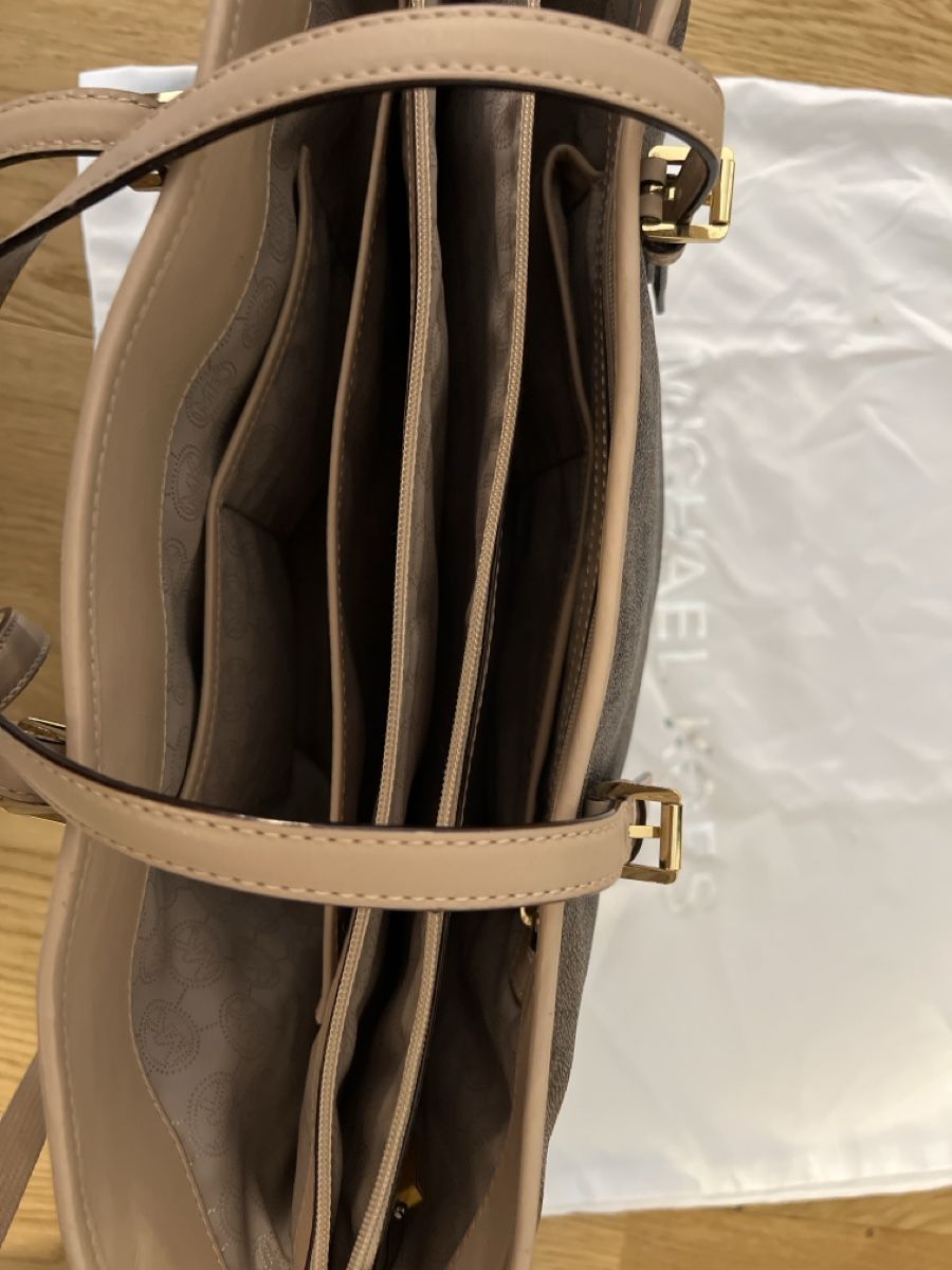 Michael Kors Borse da donna: Michael Kors Shopper oder Laptoptasche – Usato da Sins venduto da Cojedu 2