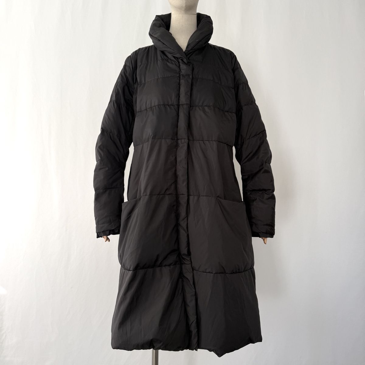Rundholz Cappotti: RUNDHOLZ Down Coat – Nuovo (secondo la descrizione) da Emmen venduto da Avviivva_Com2023