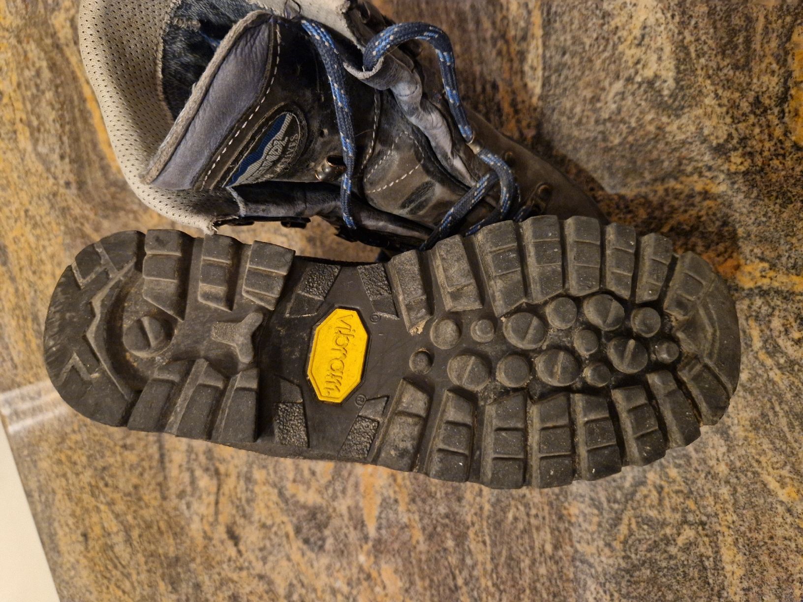 Meindl Chaussures hommes: Wanderschuh Meindl – D'occasion à Niederscherli par Huski250 3