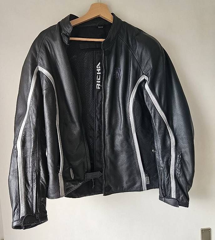 Giacche: Damen - Motorrad - Leder - Jacke – Usato da Schwarzenegg venduto da Stakro