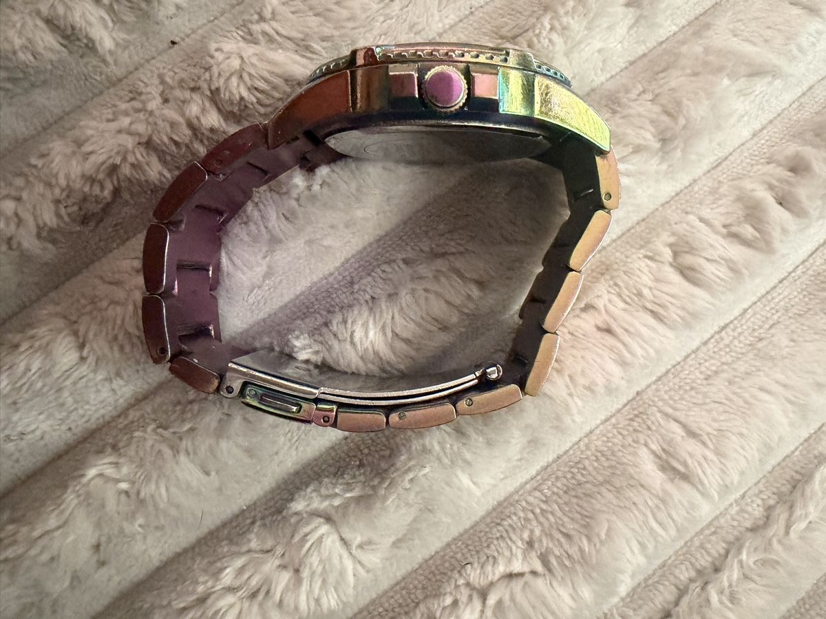 Guess Bracelets: Guess Uhr Regenbogen gebraucht – D'occasion à Witterswil par gsc_z6ts 1