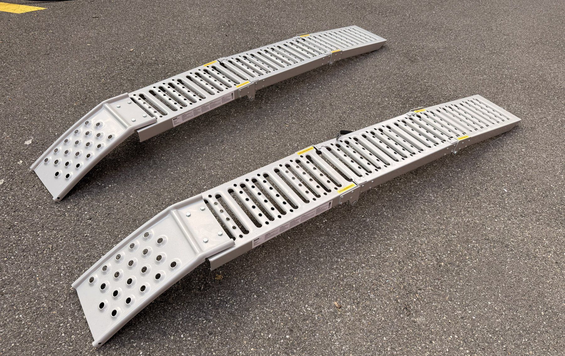 Rampe di accesso: Auffahrrampen klappbar – Nuovo (secondo la descrizione) da Zürich venduto da Enoooo
