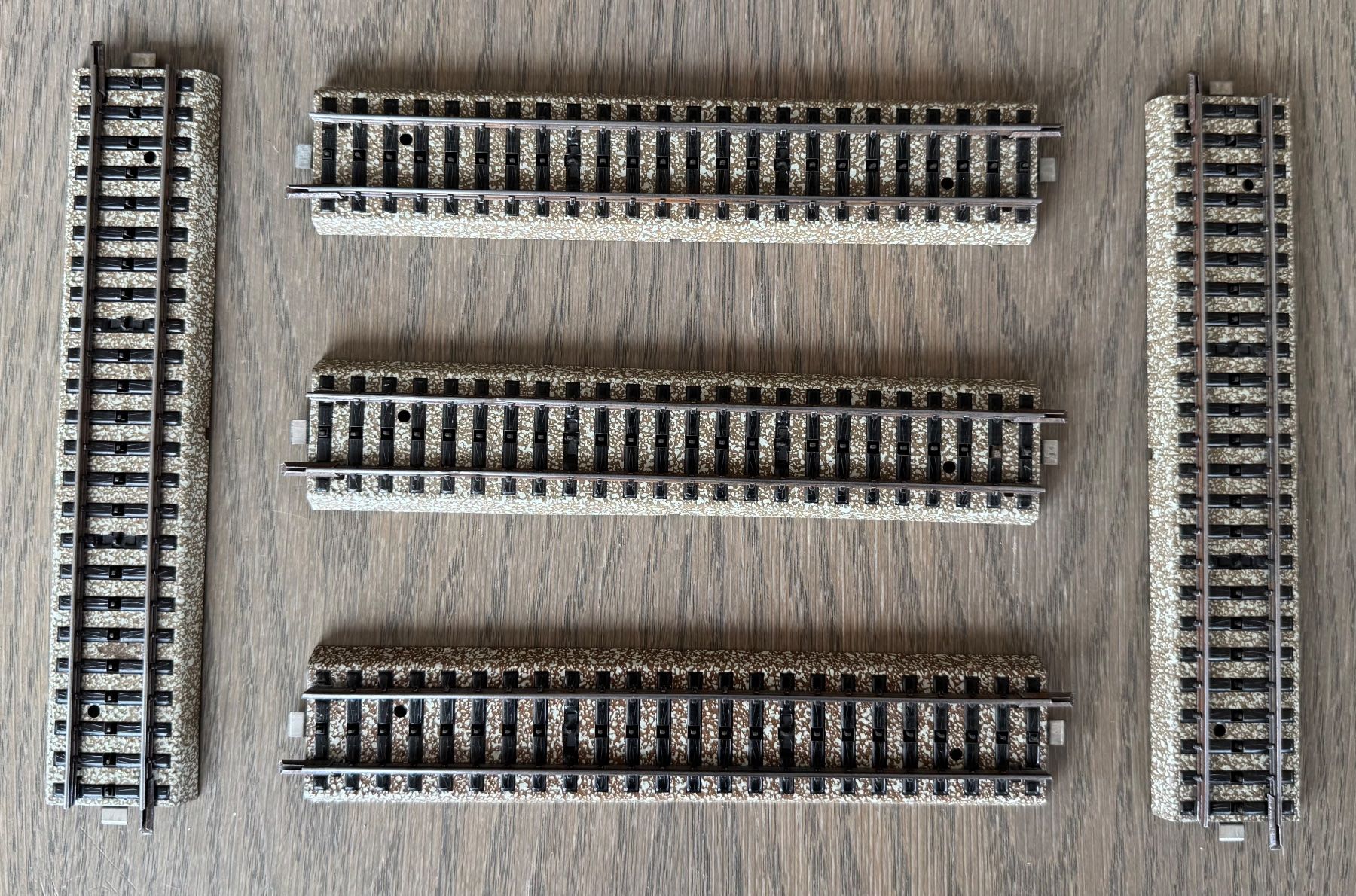 Märklin Modellini di ferrovie: M-Gleise, 5106 gerade, 5 Stück – Usato da St. Moritz venduto da Manu7500