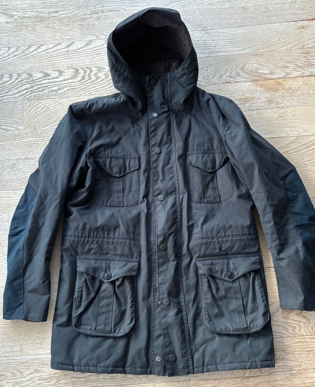 Barbour Vestes: Barbour Waxed Winter Jacket – D'occasion à Attalens par ale_8qj5