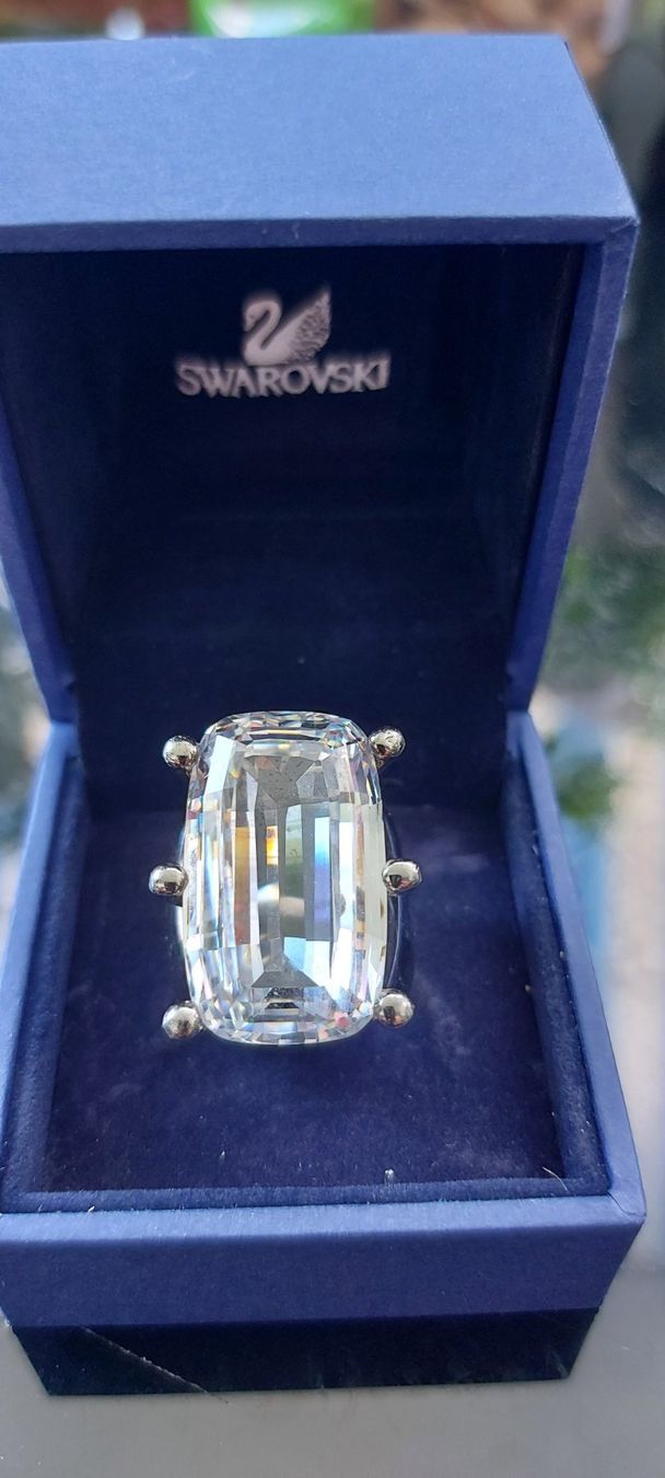 Swarovski Anelli: Ring Swarovski – Usato da Illnau venduto da Granada8