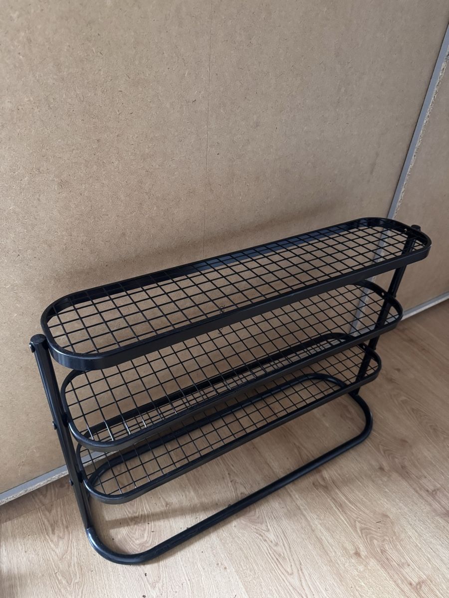 Ikea Guardaroba: Shoe rack IKEA  – Usato da Bern venduto da ilj_8ckn 1