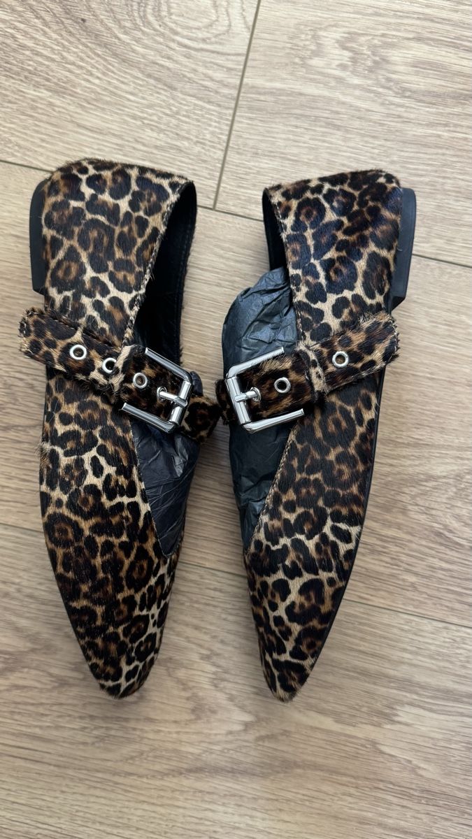 Massimo Dutti Damenschuhe: Massimo Dutti Ballerinas – Neu (gemäss Beschreibung) aus Schaffhausen von R_Muzh 4