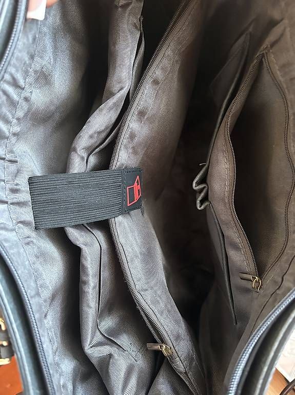 Sacs femmes: Handtasche – D'occasion à Hellikon par ind_m7n8 3