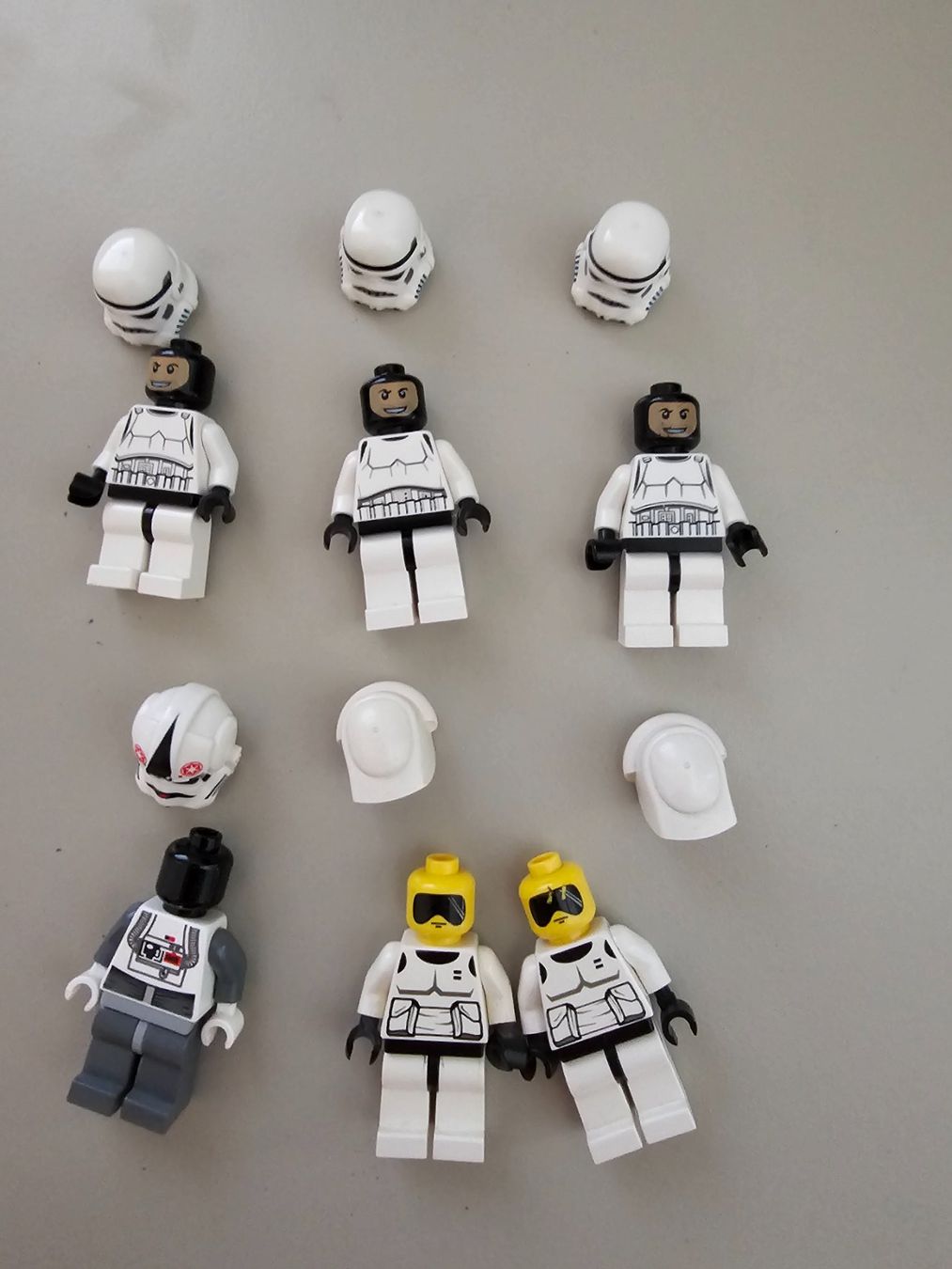 Lego Kit di costruzioni: Lego Star Wars Minifiguren mit Mängel ab CHF 1.- – Difettoso da Läufelfingen venduto da struuub92 3