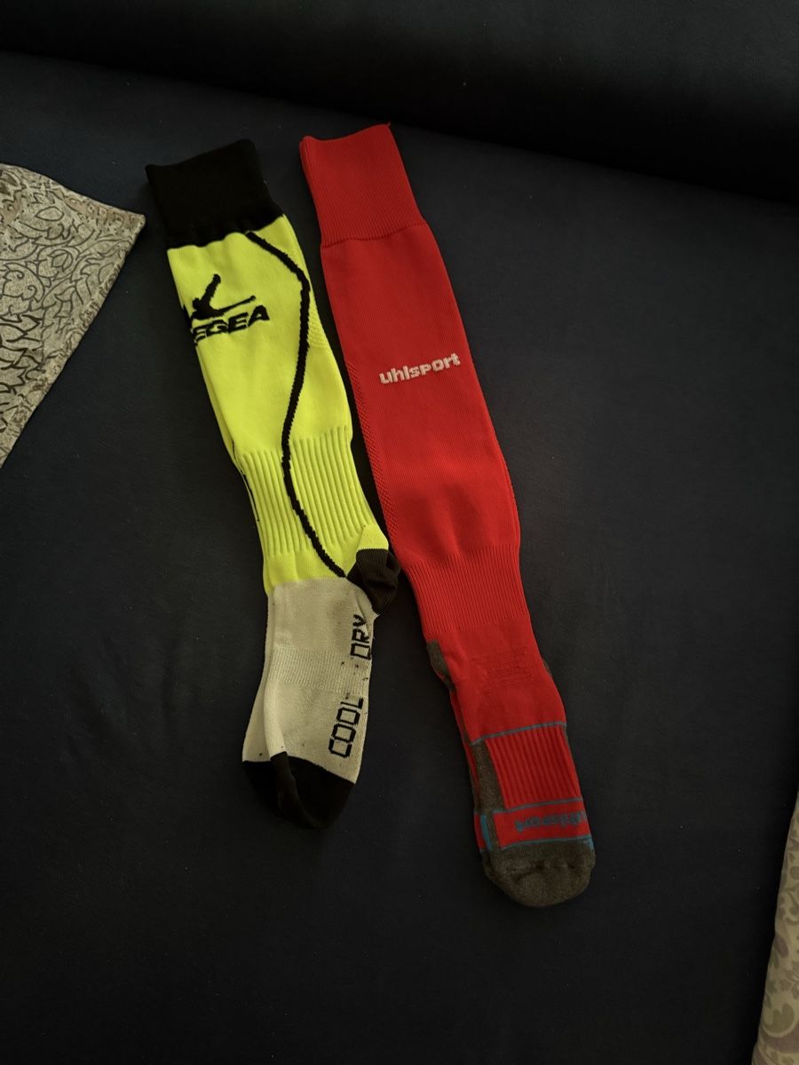 Socken: 2x Fussballsocken – Gebraucht aus Kriens von Ceer25