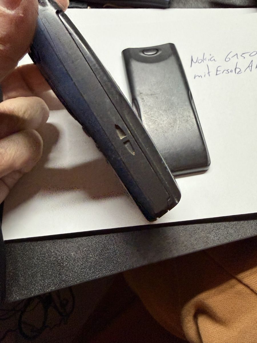 Nokia Telefoni cellulari / Smartphones: Nokia 6150 mit Ersatzakku – Usato da Wettingen venduto da NickInc 3