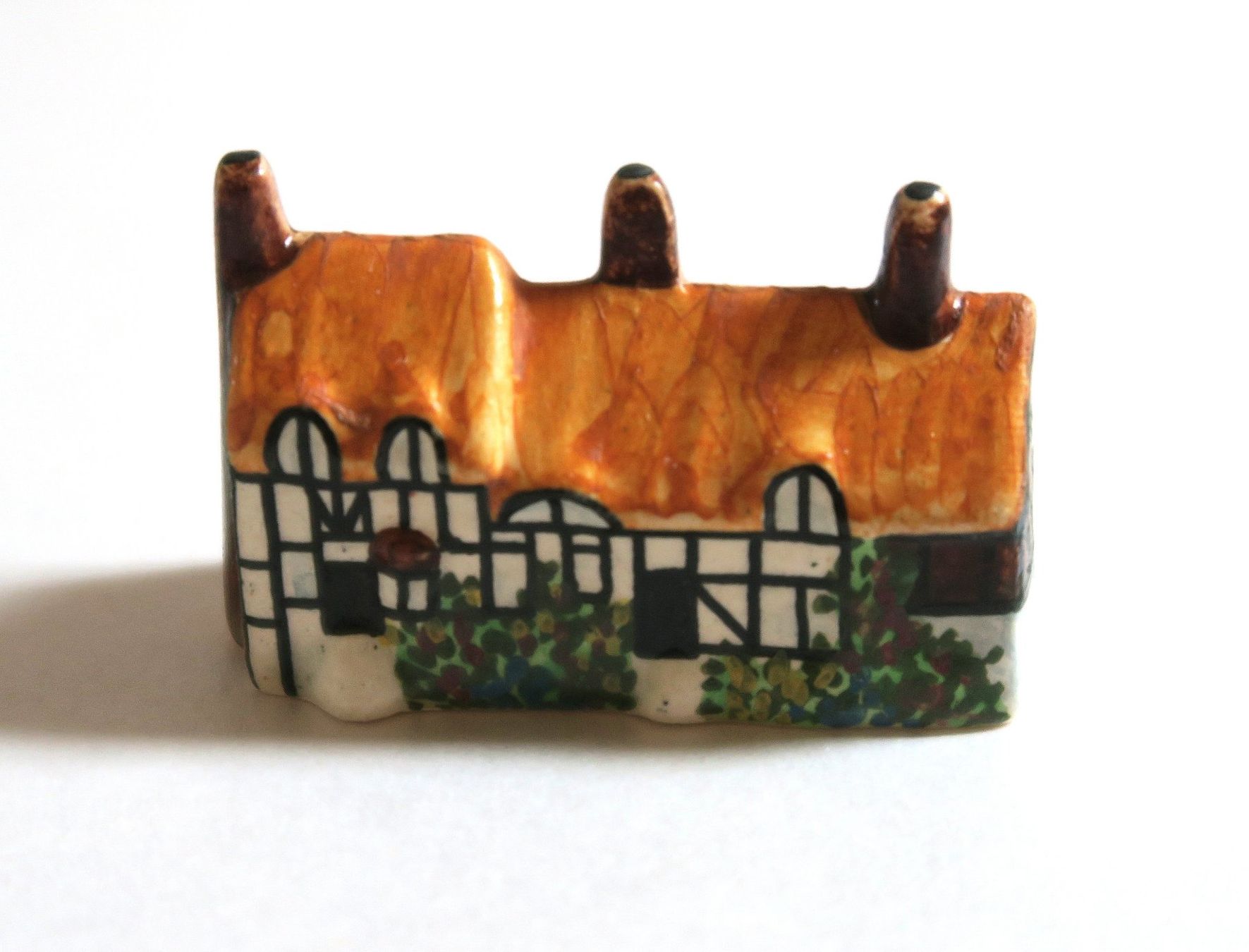 Figurines: Keramik Figur Haus – D'occasion à Brittnau par marlenestone 1