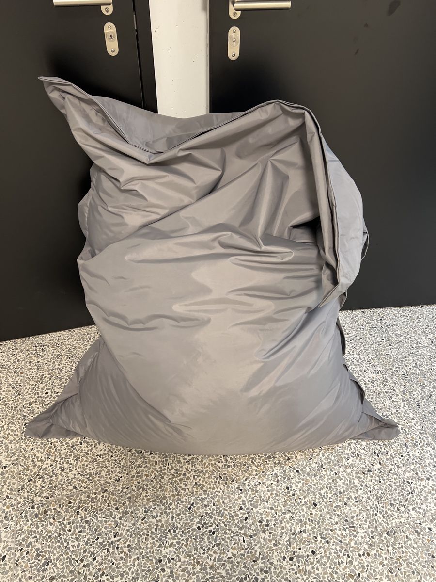 Coussins: Outdoorsitzsack – D'occasion à Zürich par oeschger95