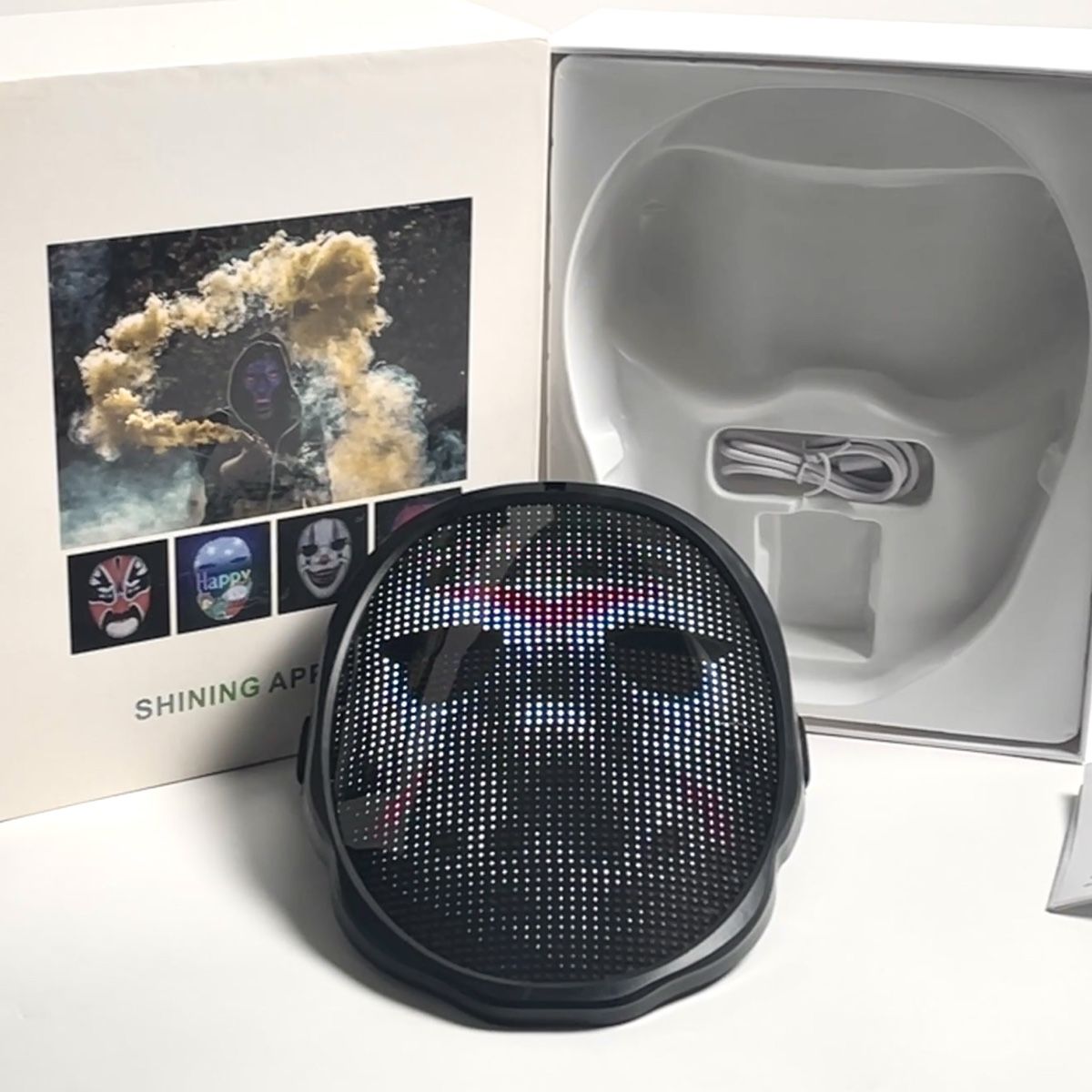 Maschere: Sag es in Farbe - Shining App Maske – Nuovo (secondo la descrizione) da Murgenthal venduto da Samax