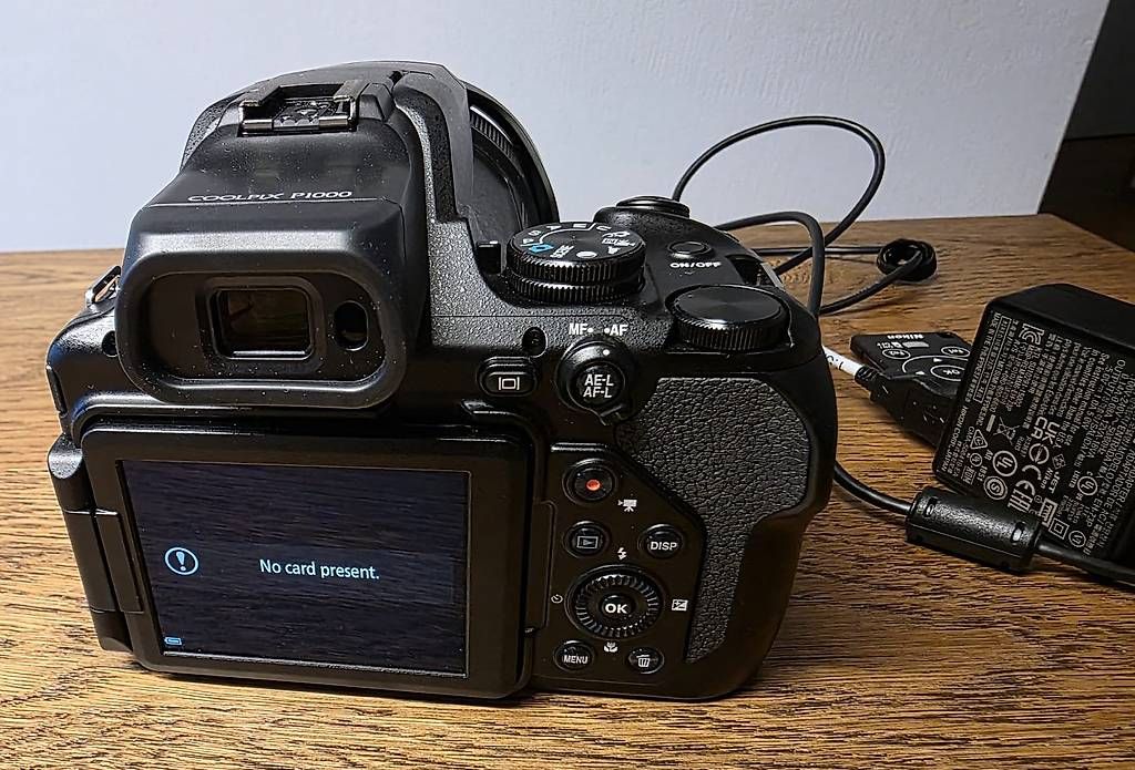 Nikon Fotocamera: Nikon Coolpix P1000, like new – Usato da Stetten AG venduto da AlexandruEP 3