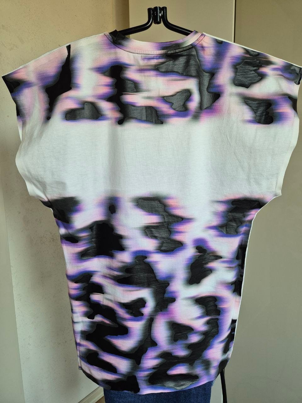 Balenciaga Top: Balenciaga T-Shirt / Top – Nuovo (secondo la descrizione) da Oberglatt ZH venduto da stmark3 4