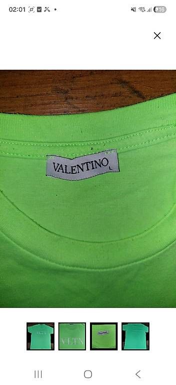T-shirt: VALENTINO T-Shirt – Usato da Enggistein venduto da sar_b8hz 1