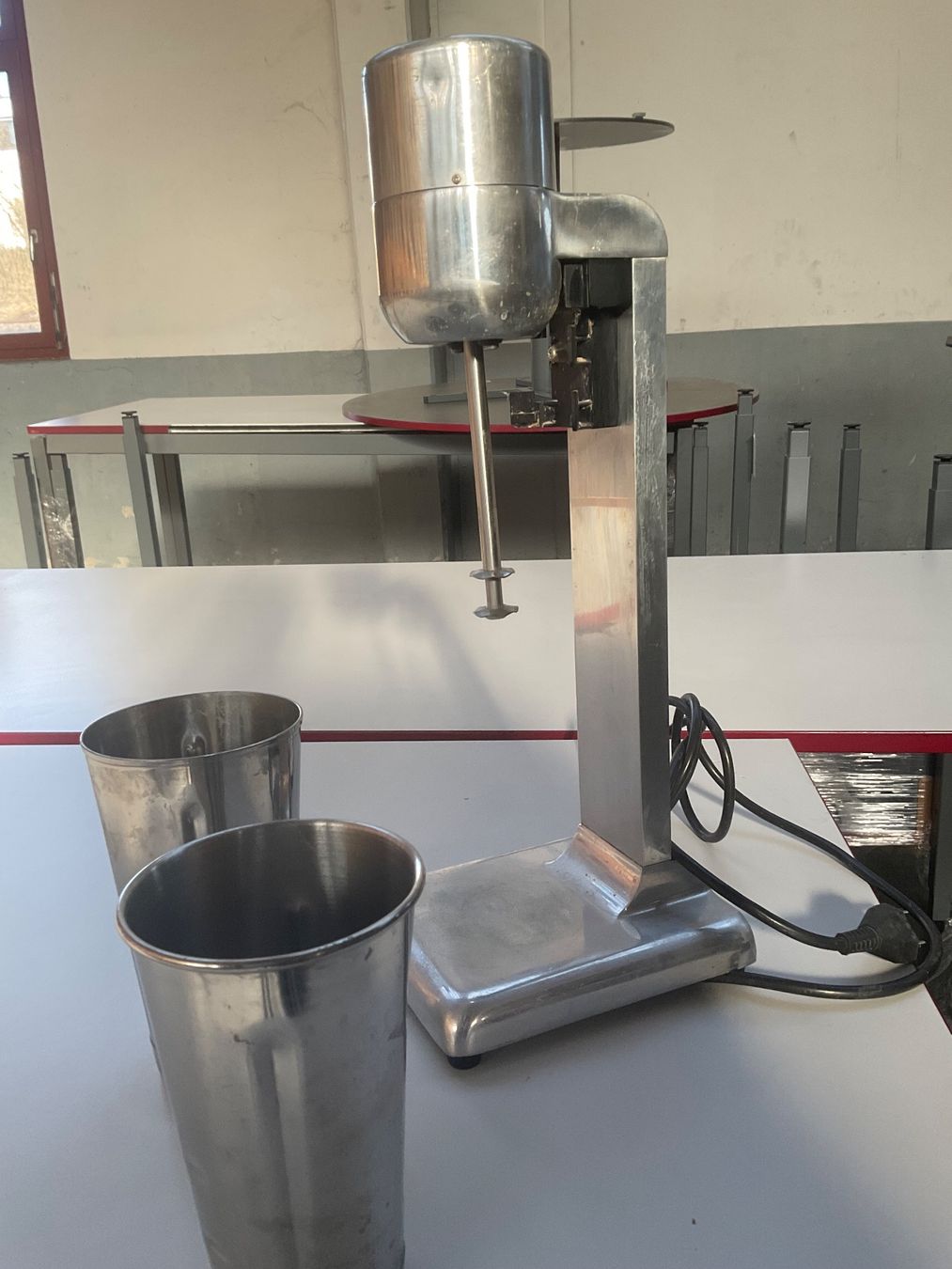 Elettrodomestici da cucina: Vintage Shaker/Mixer – Usato da Altnau venduto da Seemoewe