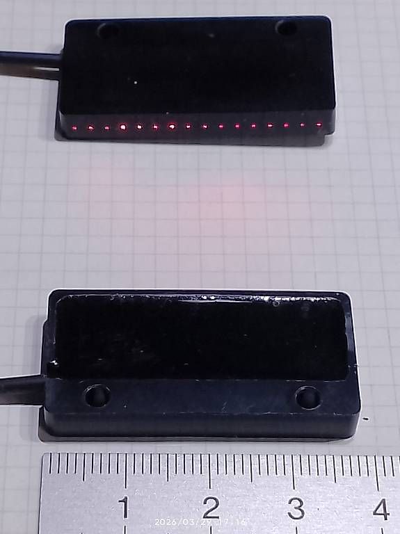 Composants électroniques: Lichtschranke spez. programmierbar + Lichtleiter mit Sensor – Neuf (Voir description) à Aathal-Seegräben par Pfenni 3