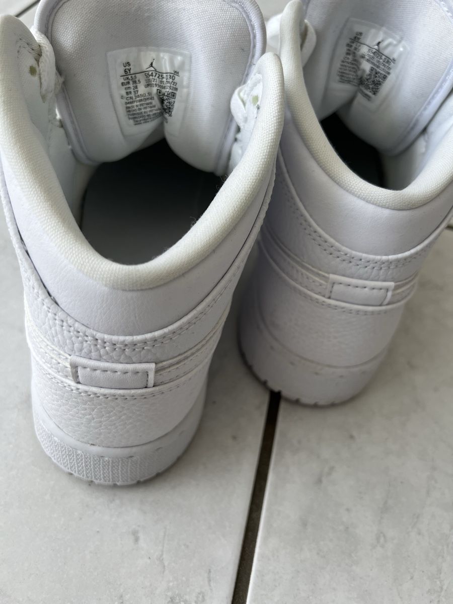 Nike Scarpe da uomo: Nike-Air Jordan – Nuovo (secondo la descrizione) da Ebmatingen venduto da Samato 3