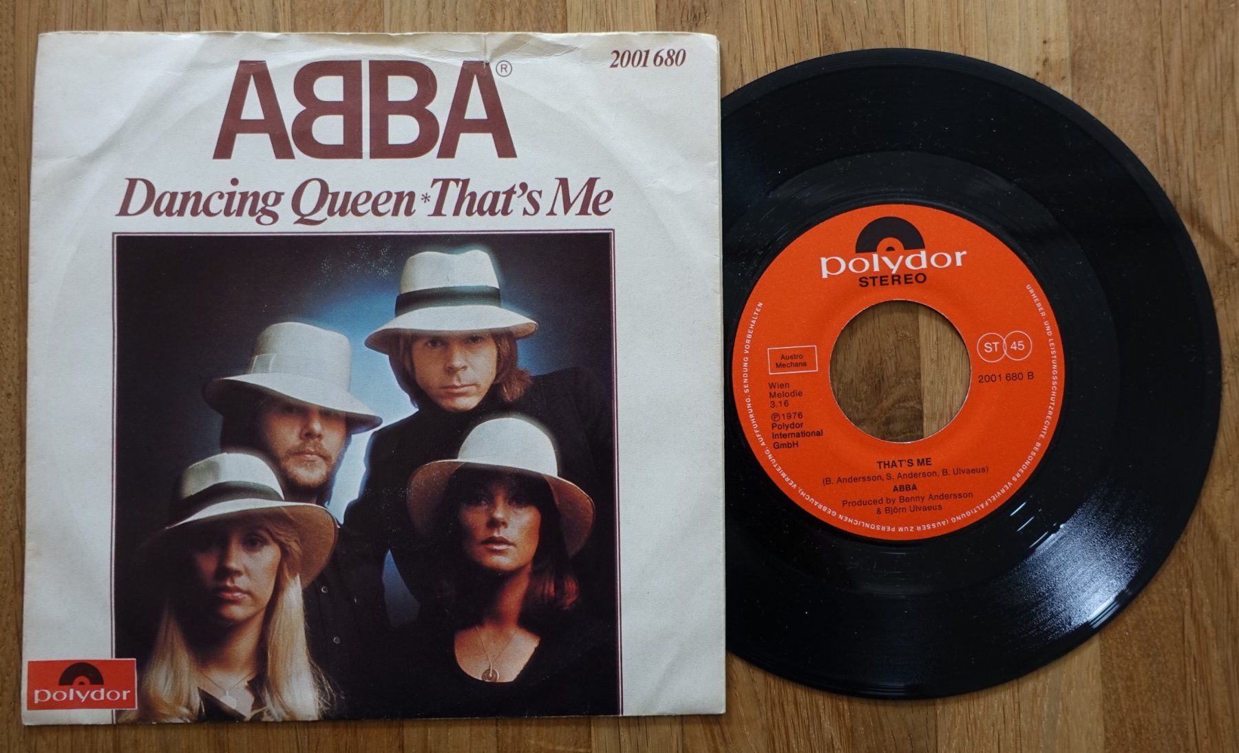 Dischi in vinile: ABBA – Dancing Queen & That's Me – Usato da Sessa venduto da discoverymedia 1