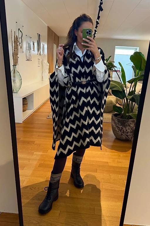 Altro in  Abbigliamento & Accessori: THE ELDER STATESMAN CAPE KASCHMIR – Nuovo (secondo la descrizione) da Schwyz venduto da bofb