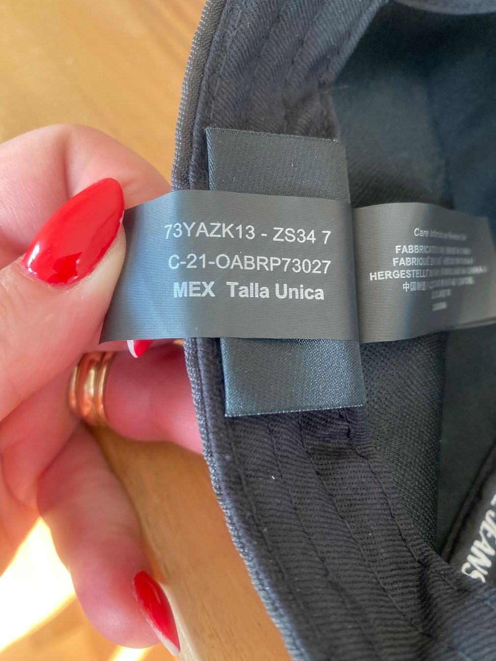 Copricapi, berretti & cappellini: Cappello Versace – Usato da Buchs ZH venduto da Micki1982 5