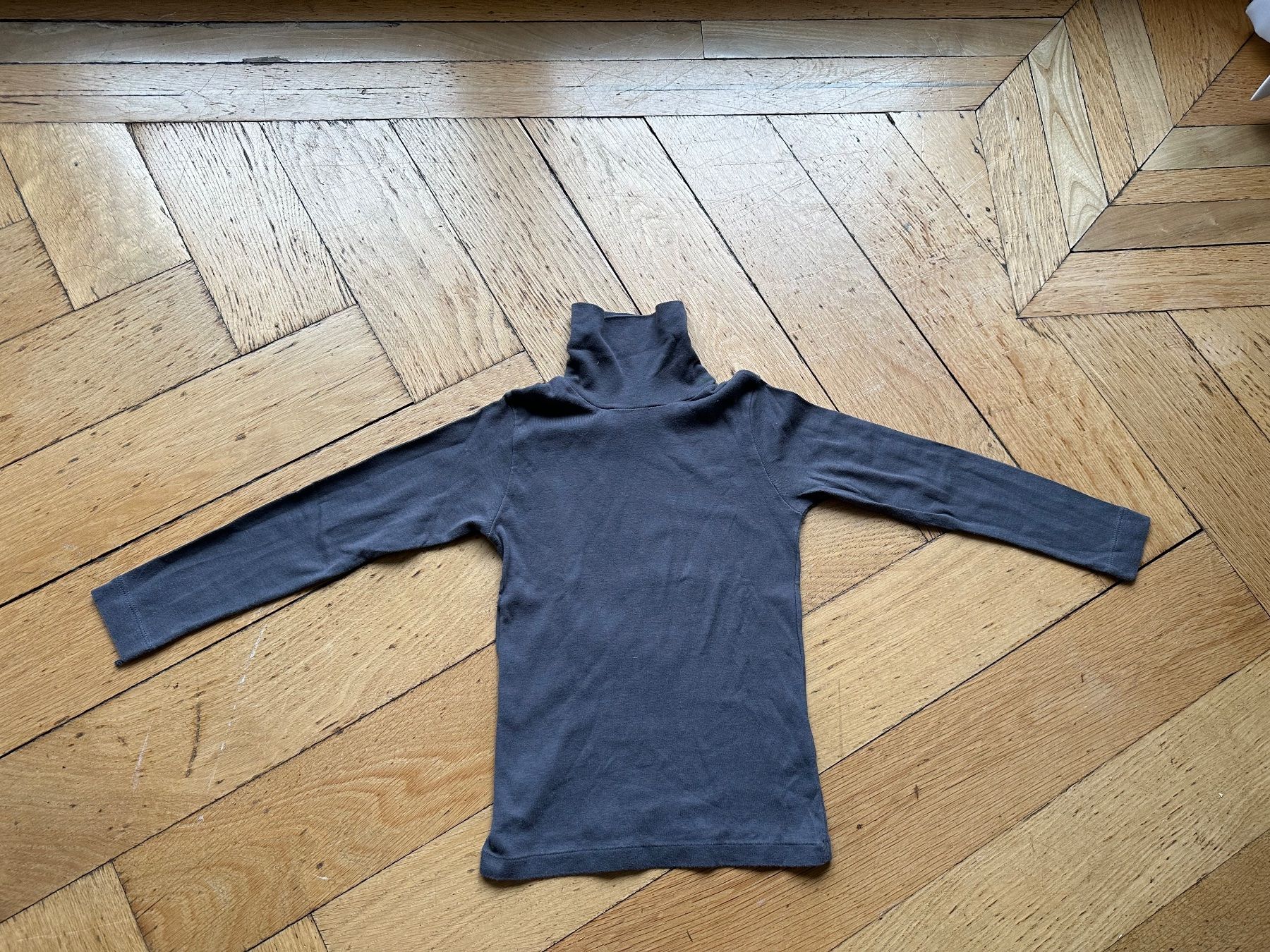 Petit Bateau Pullover & Sweatshirts: Kinder Rollkragenshirt von Petit Bateau Gr. 114 – Gebraucht aus Zuerich von Tozde 1